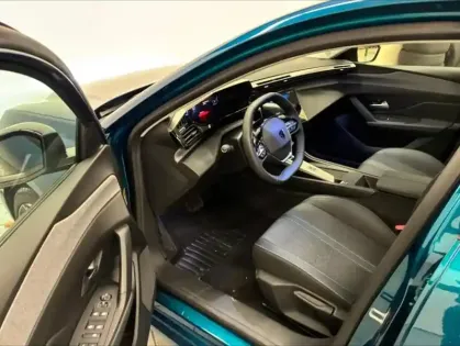 Photo 11 Peugeot 308  Plug-In Hybrid 180ch Allure e-EAT8