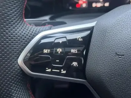 Photo 14 Volkswagen Golf  2.0 TSI 300ch GTI Clubsport DSG7