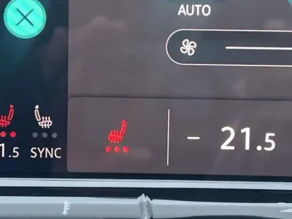 Photo 11 Volkswagen Golf  2.0 TSI 300ch GTI Clubsport DSG7