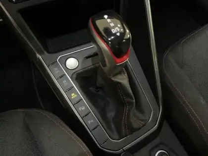 Photo 10 Volkswagen Polo  2.0 TSI 207ch GTI DSG7