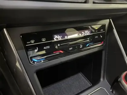 Photo 11 Volkswagen Polo  2.0 TSI 207ch GTI DSG7