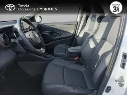 Photo 10 Toyota Yaris  116h Collection 5p