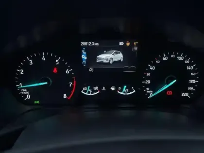 Photo 10 Ford Fiesta  1.0 EcoBoost Hybrid 125ch ST-Line 5p