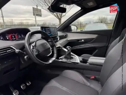 Photo 14 Peugeot 3008  1.2 PureTech 130ch S&S GT