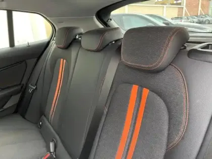 Photo 6 BMW Serie 1 Série 1 118iA 136ch Edition Sport DKG7