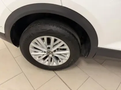 Photo 7 Volkswagen T-roc  1.0 TSI 110ch Life Plus