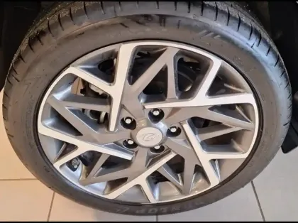 Photo 8 Hyundai Kona  1.6 GDi 141ch Hybrid Executive DCT-6