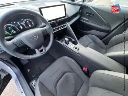 Photo 14 Toyota C-HR  2.0 Hybride Rechargeable 225ch GR Sport MY25