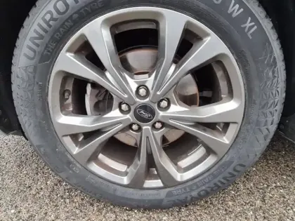 Photo 8 Ford Kuga  2.5 Duratec 190ch FHEV E85 ST-Line X BVA