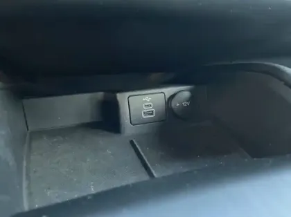 Photo 19 Ford Kuga 2.5 Duratec 190ch FHEV E85 Graphite Tech Edition BVA