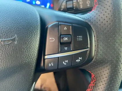 Photo 18 Ford Kuga 2.5 Duratec 190ch FHEV E85 Graphite Tech Edition BVA