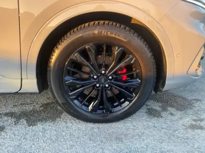 Photo 13 Ford Kuga 2.5 Duratec 190ch FHEV E85 Graphite Tech Edition BVA