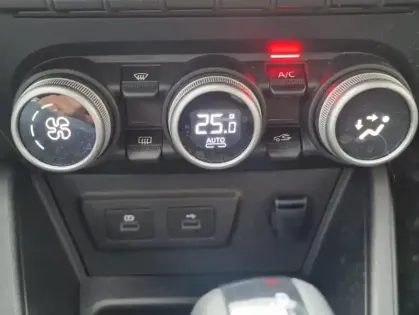 Photo 10 Dacia Duster III Journey TCe 150 edc 4x2