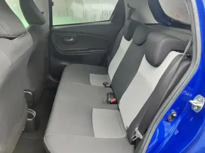 Photo 9 Toyota Yaris Hybride 1.5 VVT-I HYBRID Dynamic 101 ch