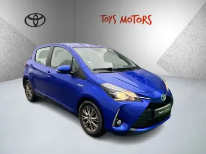 Photo 6 Toyota Yaris Hybride 100h - Dynamic / Pack confort plus 1.5 101 ch