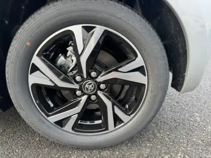 Photo 8 Toyota Yaris Hybride 116h Design PAC