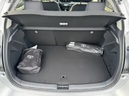 Photo 9 Toyota Yaris Hybride 116h Design PAC