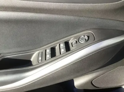 Photo 16 Opel Grandland 1.5 Diesel 130 ch BVA8 GS