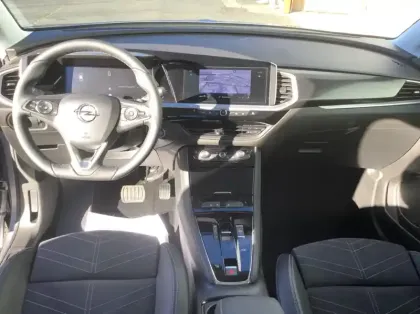 Photo 12 Opel Grandland 1.5 Diesel 130 ch BVA8 GS