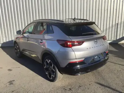 Photo 6 Opel Grandland 1.5 Diesel 130 ch BVA8 GS