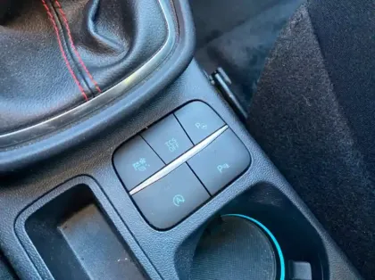 Photo 18 Ford Puma 1.0 Flexifuel 125ch S&S mHEV ST-Line