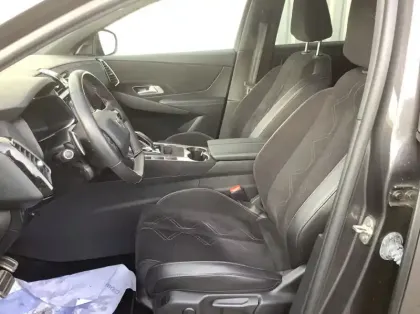 Photo 10 DS Ds 7 Nouveau BlueHDi 130 EAT8 Performance Line