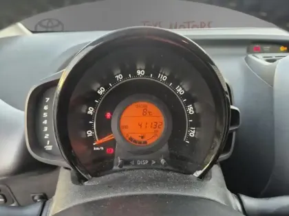 Photo 20 Toyota Aygo 1.0 VVT-i x-play