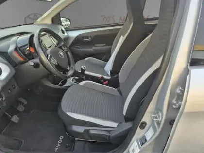 Photo 16 Toyota Aygo 1.0 VVT-i x-play