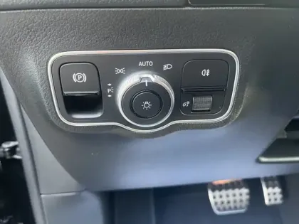 Photo 13 Mercedes GLA 200 d AMG Line