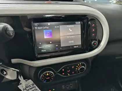 Photo 14 Renault Twingo  III TCe 95