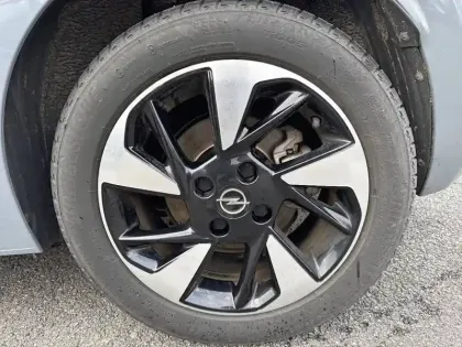 Photo 12 Opel Corsa  Electrique 136 ch & Batterie 50 kWh