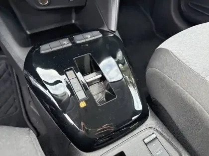 Photo 13 Opel Corsa  Electrique 136 ch & Batterie 50 kWh