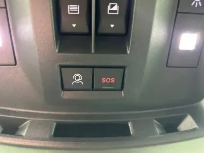 Photo 30 Peugeot 3008  Hybrid 145 e-DCS6