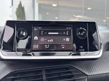 Photo 14 Peugeot 208  PureTech 75 S&S BVM5