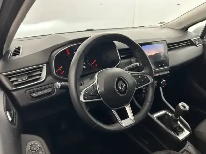 Photo 38 Renault Clio  SOCIETE TCE 90 - 21N