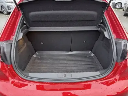 Photo 5 Peugeot 208  Electrique 50 kWh 136ch