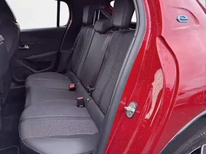 Photo 11 Peugeot 208  Electrique 50 kWh 136ch