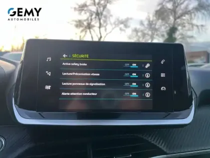 Photo 36 Peugeot 2008 Gén. II Ph1 NG Allure 5