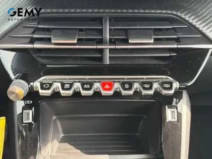 Photo 16 Peugeot 208  PureTech 100 S&S EAT8