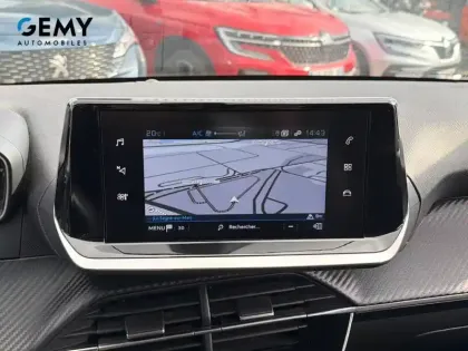 Photo 13 Peugeot 208  PureTech 100 S&S EAT8