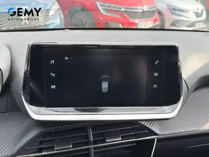 Photo 17 Peugeot 208  PureTech 100 S&S EAT8