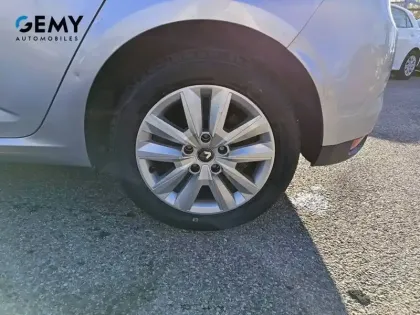 Photo 10 Renault Megane Mégane IV Berline Blue dCi 115 - 21B