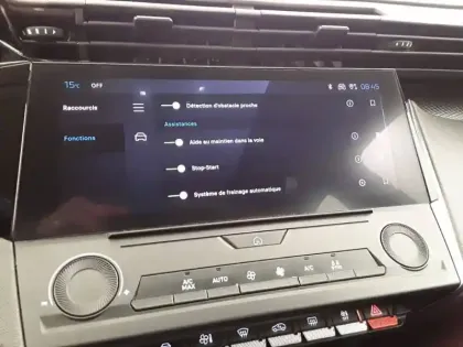 Photo 19 Peugeot 308  PureTech 130ch S&S EAT8