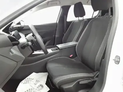 Photo 10 Peugeot 308  PureTech 130ch S&S EAT8