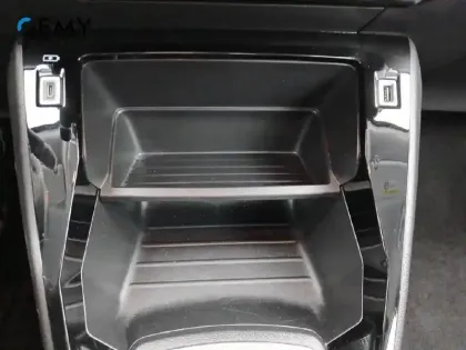 Photo 19 Peugeot 2008  PureTech 100 S&S BVM6