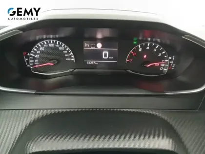 Photo 15 Peugeot 2008  PureTech 100 S&S BVM6