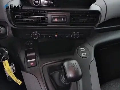 Photo 11 Peugeot Rifter  M BlueHDi 100 S&S BVM6 5pl