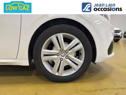 Photo 8 Peugeot 208  PureTech 82ch S&S BVM5