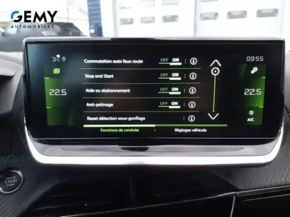 Photo 14 Peugeot 208  PureTech 100 S&S EAT8