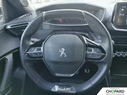 Photo 15 Peugeot 2008  PureTech 130 S&S BVM6